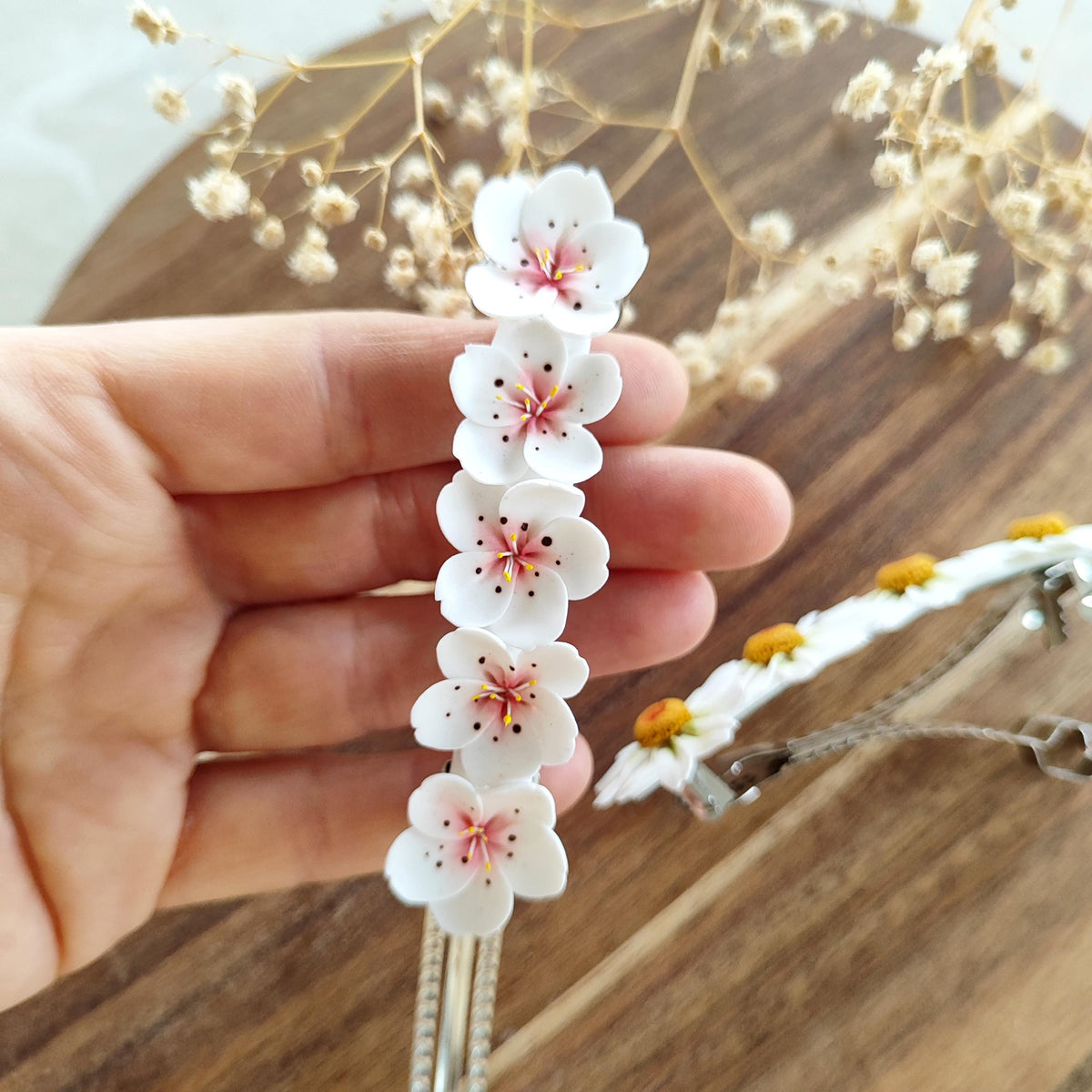 Daisy and Sakura Hair Clips,Botanical Hair Jewelry,Hair Accessories, Realistic White Flower Barrette