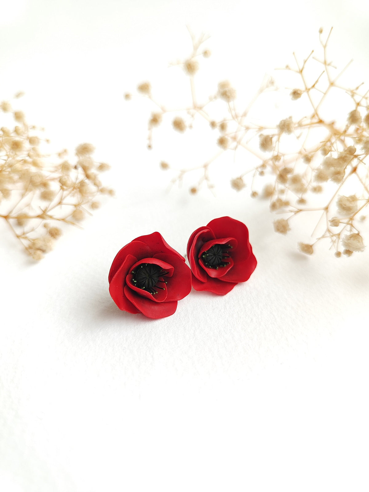Poppy blossom stud earrings , poppy flower handmade polymer clay earrings,gift jewelry