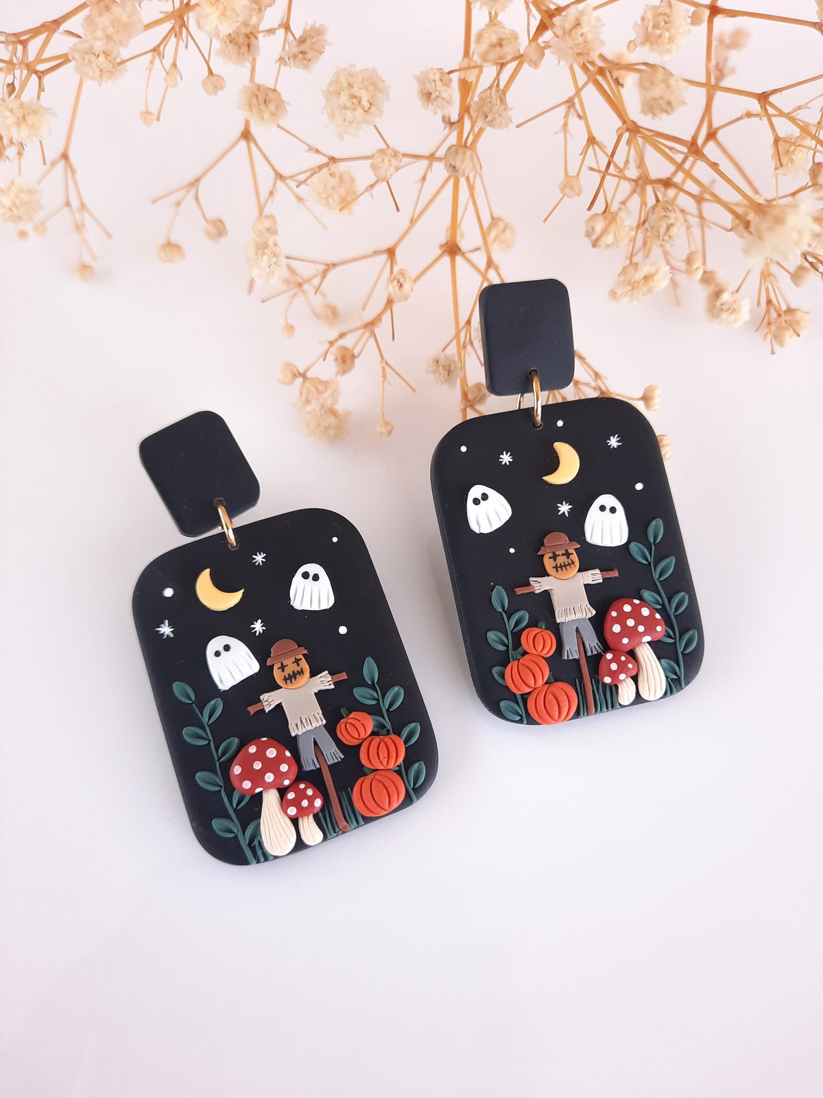 Halloween Scarecrow Earrings , Handmade Polymer Clay earrings , Creepy accessories , Spooky jewelry