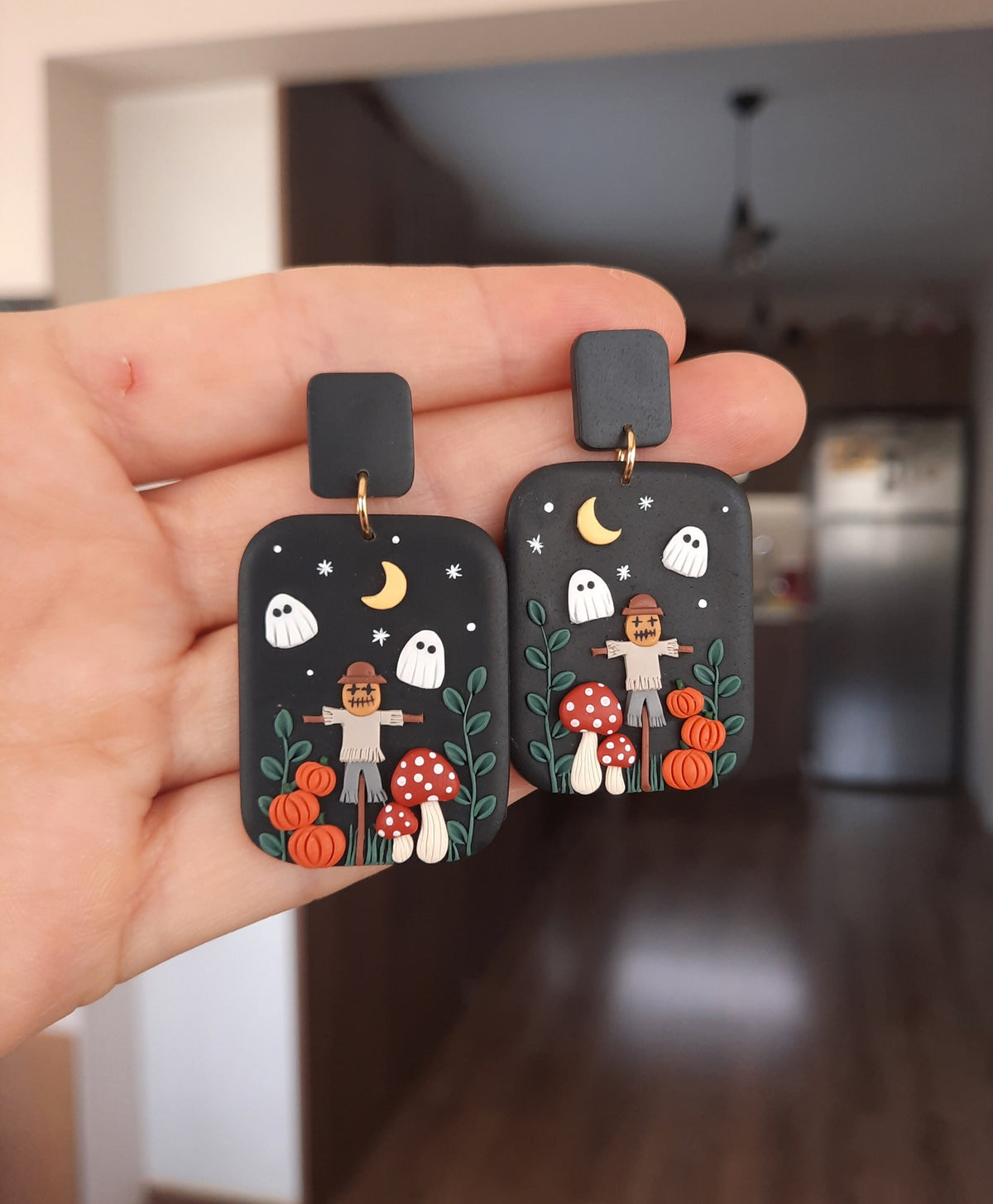Halloween Scarecrow Earrings , Handmade Polymer Clay earrings , Creepy accessories , Spooky jewelry